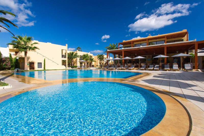 Crete: Beachside Stay
