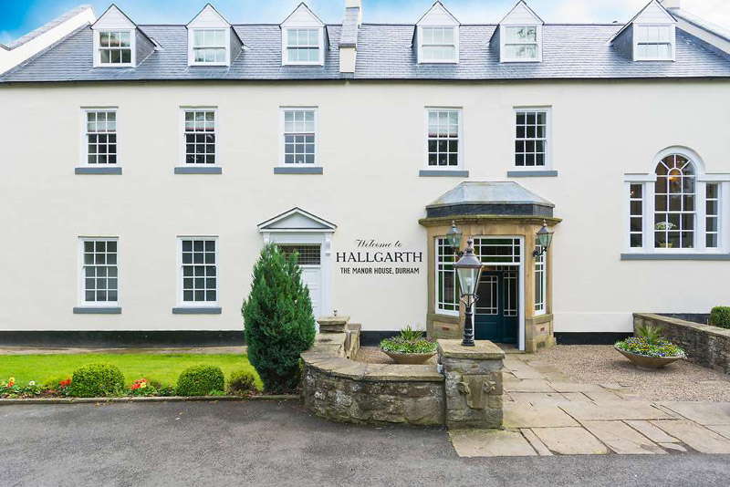 Durham: Country House