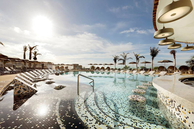 Tenerife: Beachfront Luxury