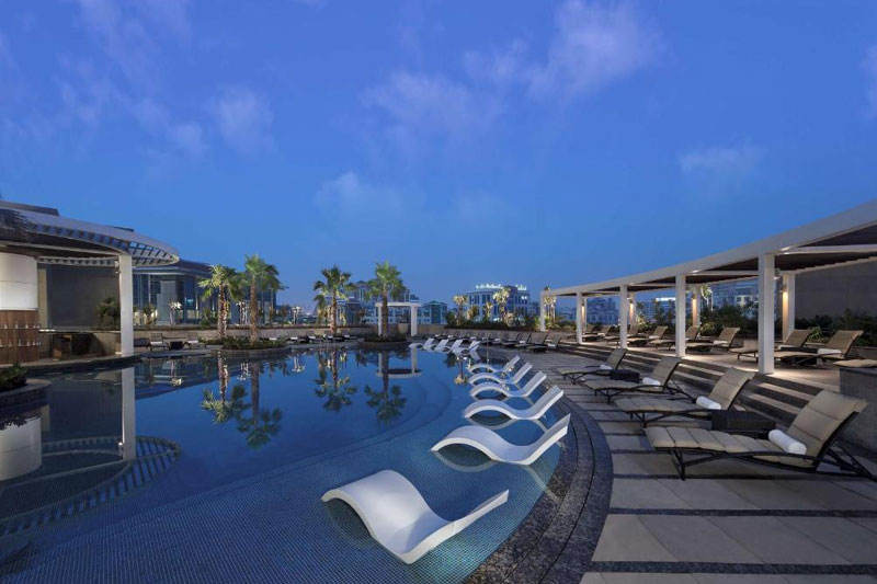 Dubai: Luxury Long Stay