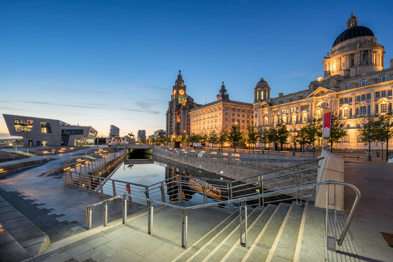 Liverpool: 2 for 1 Bar