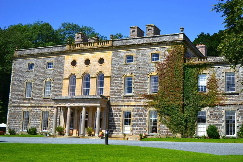 Mid Wales: Mansion Hotel