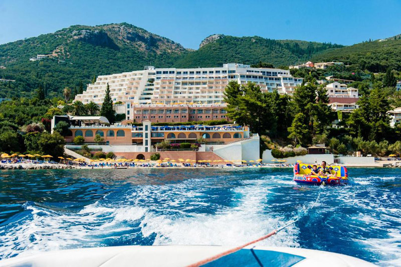 Corfu: Waterfront Hotel